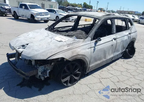 2024 Volkswagen Tiguan z USA, uszkodzony, nr VIN 3VV3B7AX8RM157105